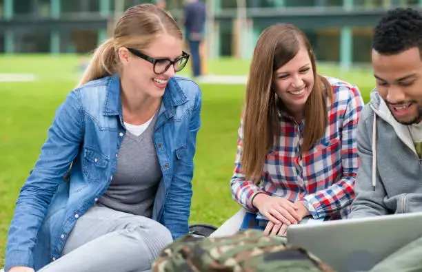 mochila tática com compartimento para computador portátil